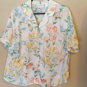 Alfred Dunner Floral Short Sleeve Button Down